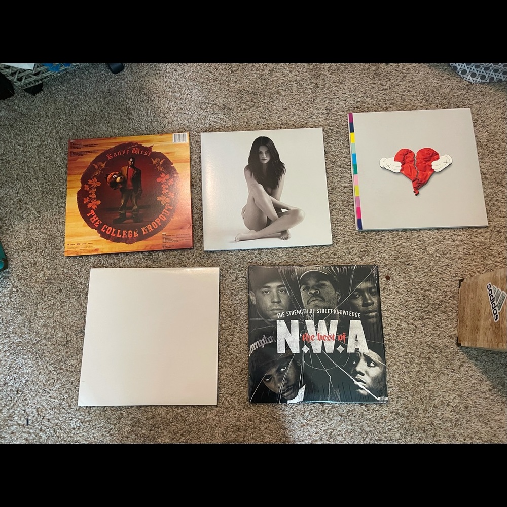 Vinyls